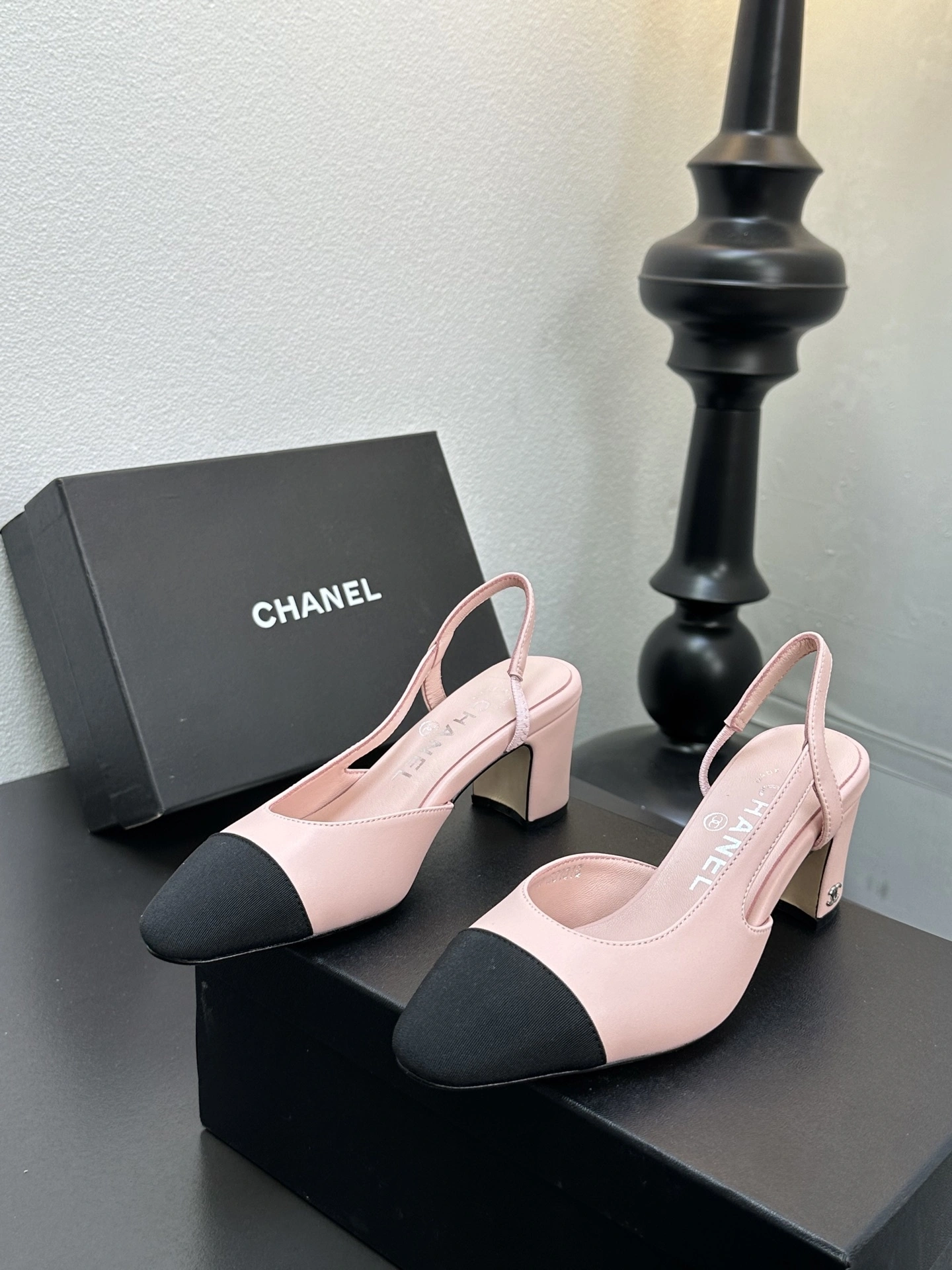 TH-- 3h1958 G31318-X01000-U3334 Heel height：6.5cm item:ET-X000I2307